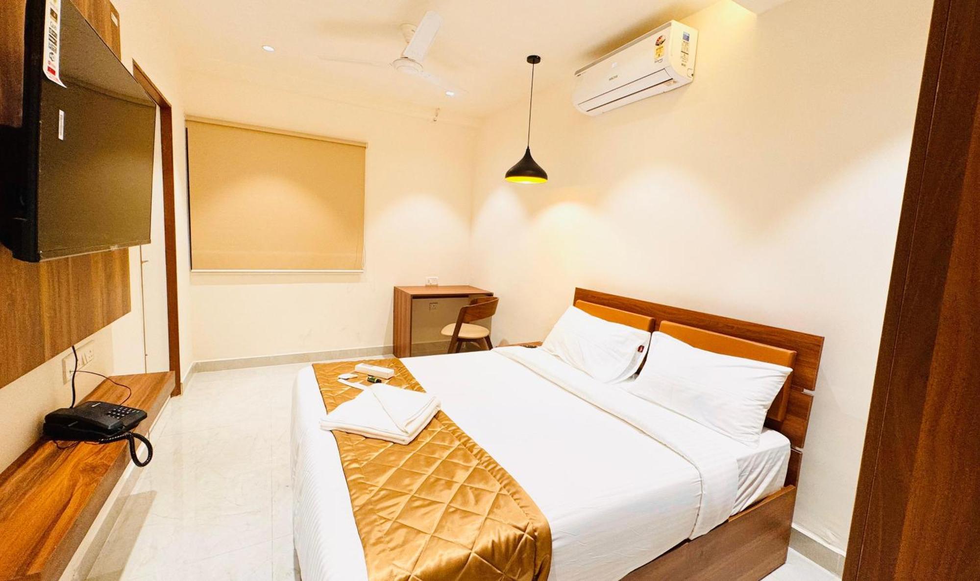 Hotel Star Avenue - Indiranagar Bangalore Dış mekan fotoğraf