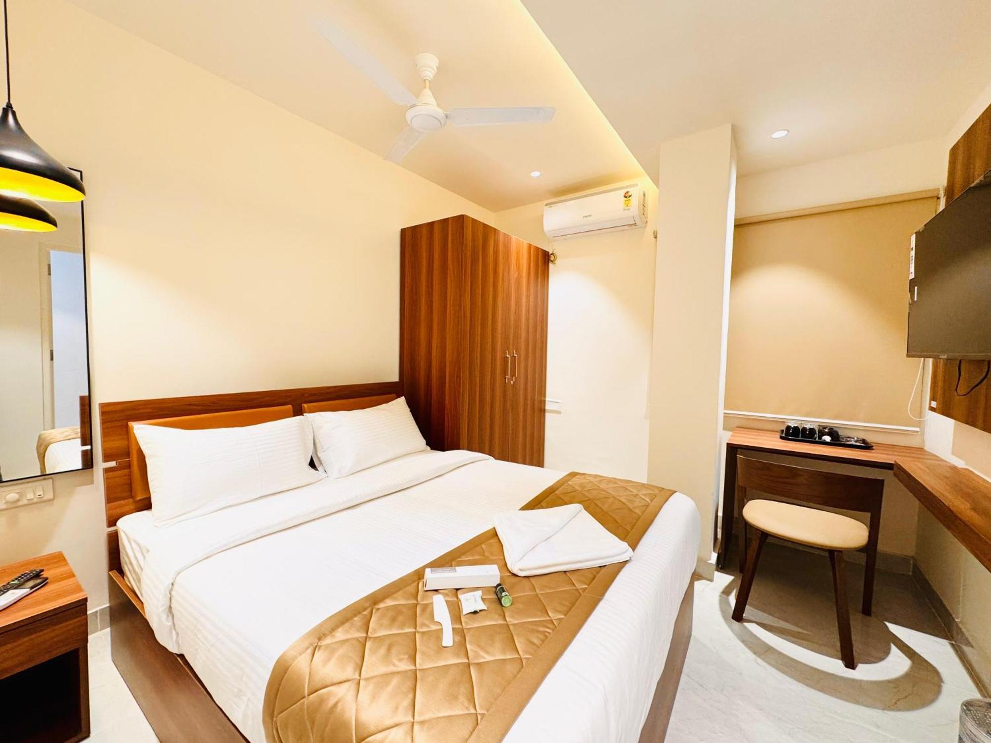 Hotel Star Avenue - Indiranagar Bangalore Dış mekan fotoğraf