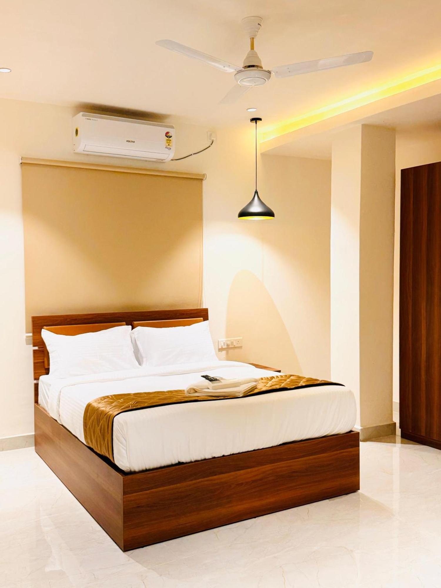 Hotel Star Avenue - Indiranagar Bangalore Dış mekan fotoğraf