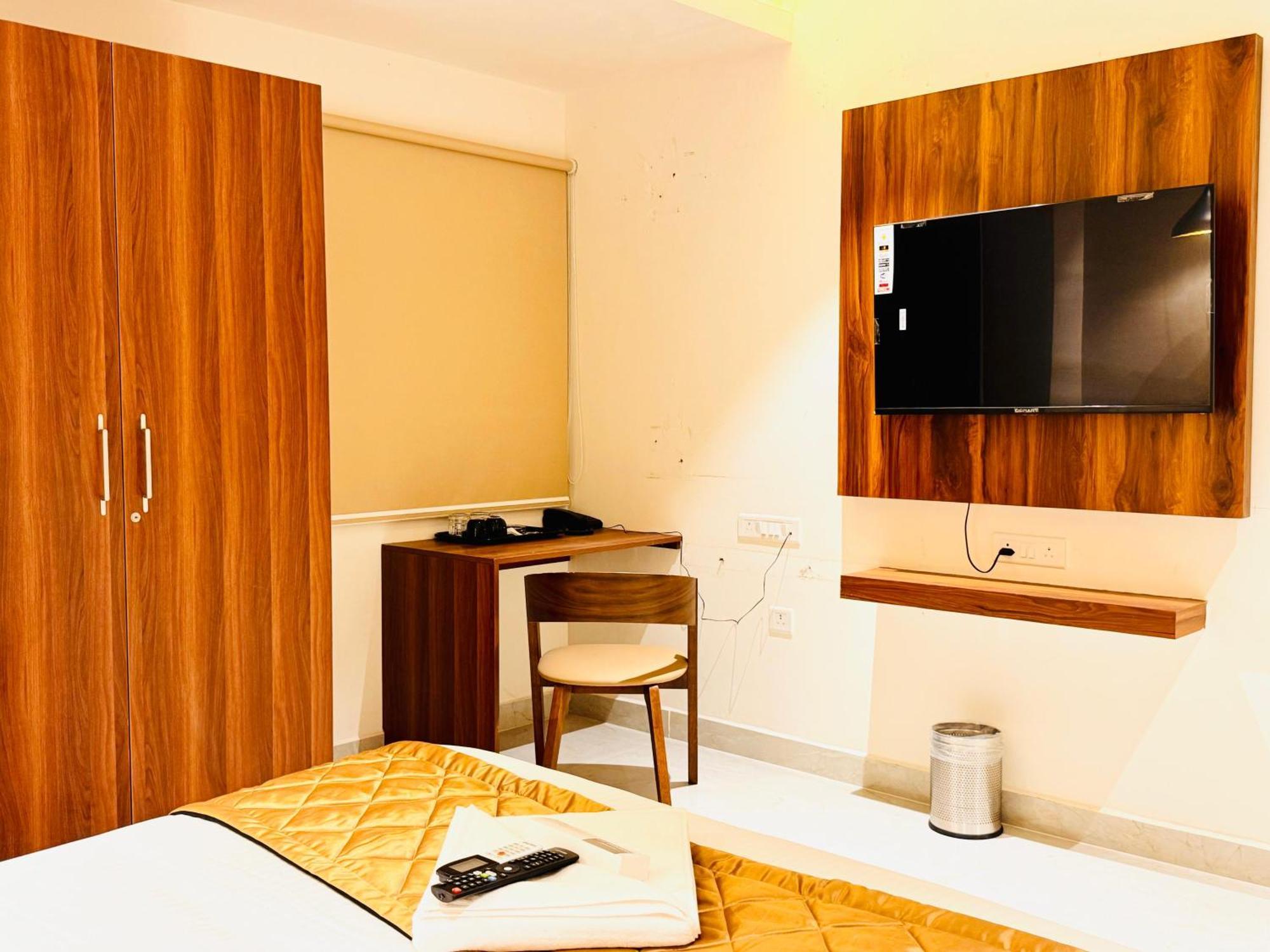 Hotel Star Avenue - Indiranagar Bangalore Dış mekan fotoğraf
