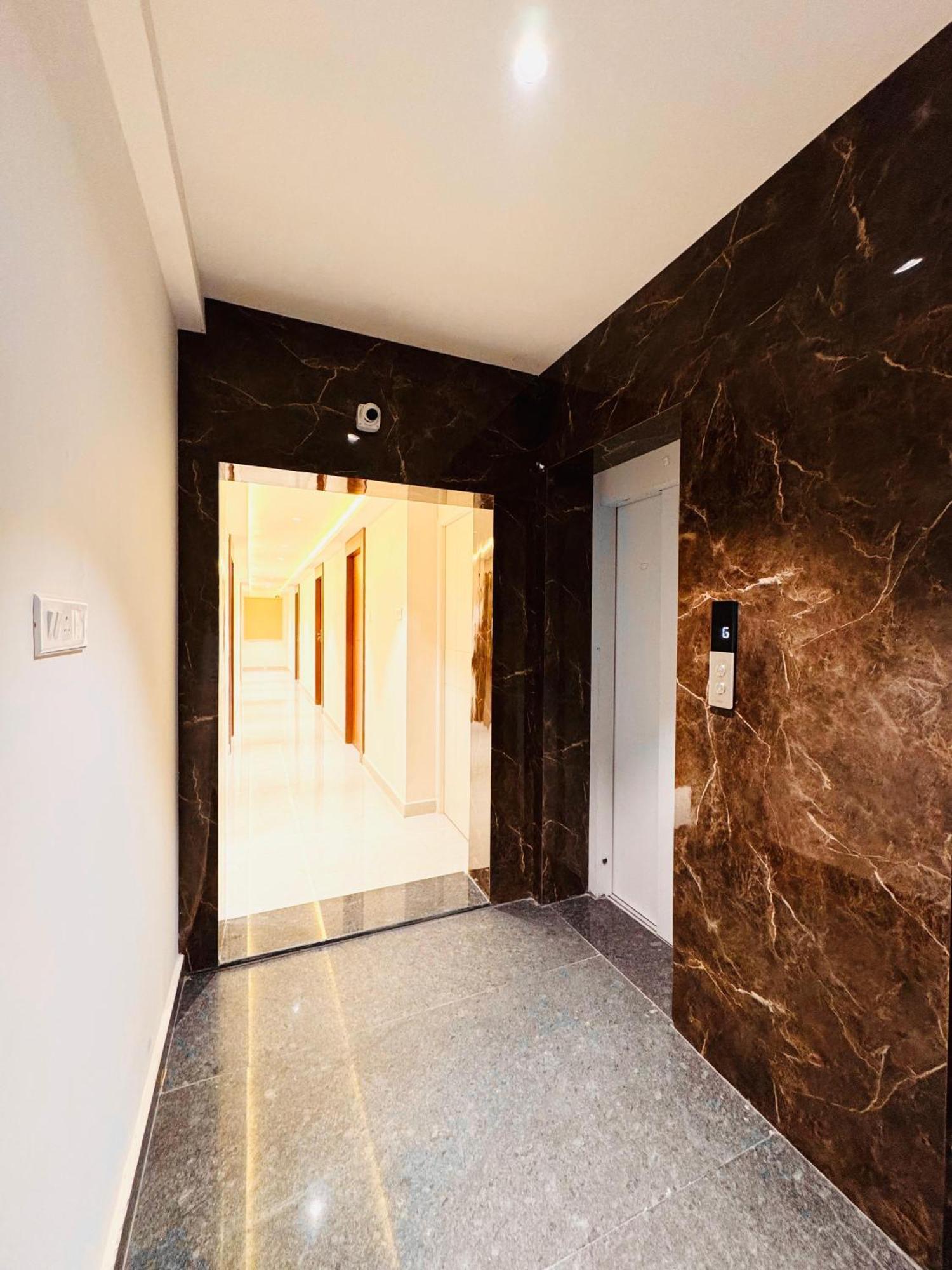 Hotel Star Avenue - Indiranagar Bangalore Dış mekan fotoğraf