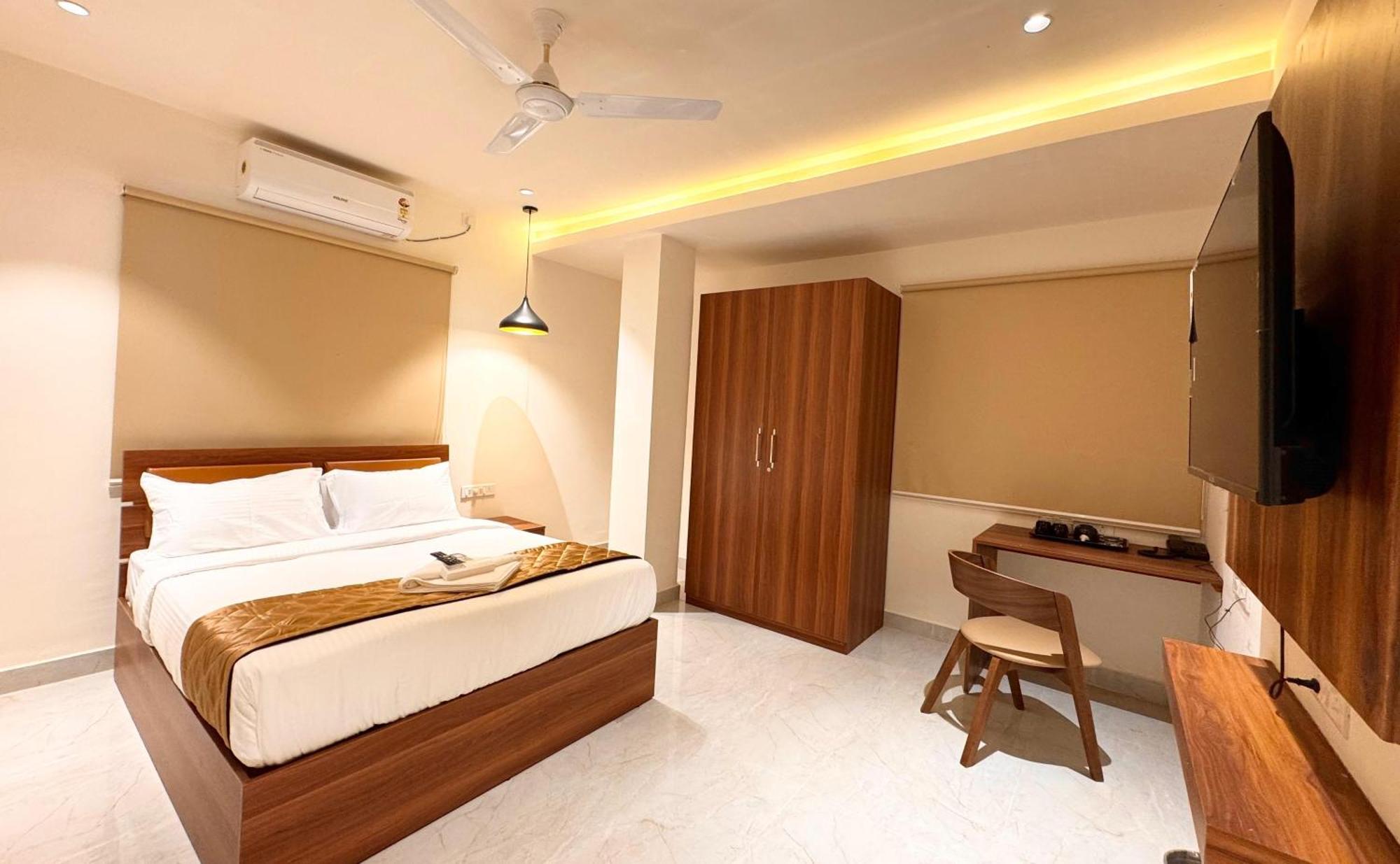 Hotel Star Avenue - Indiranagar Bangalore Dış mekan fotoğraf