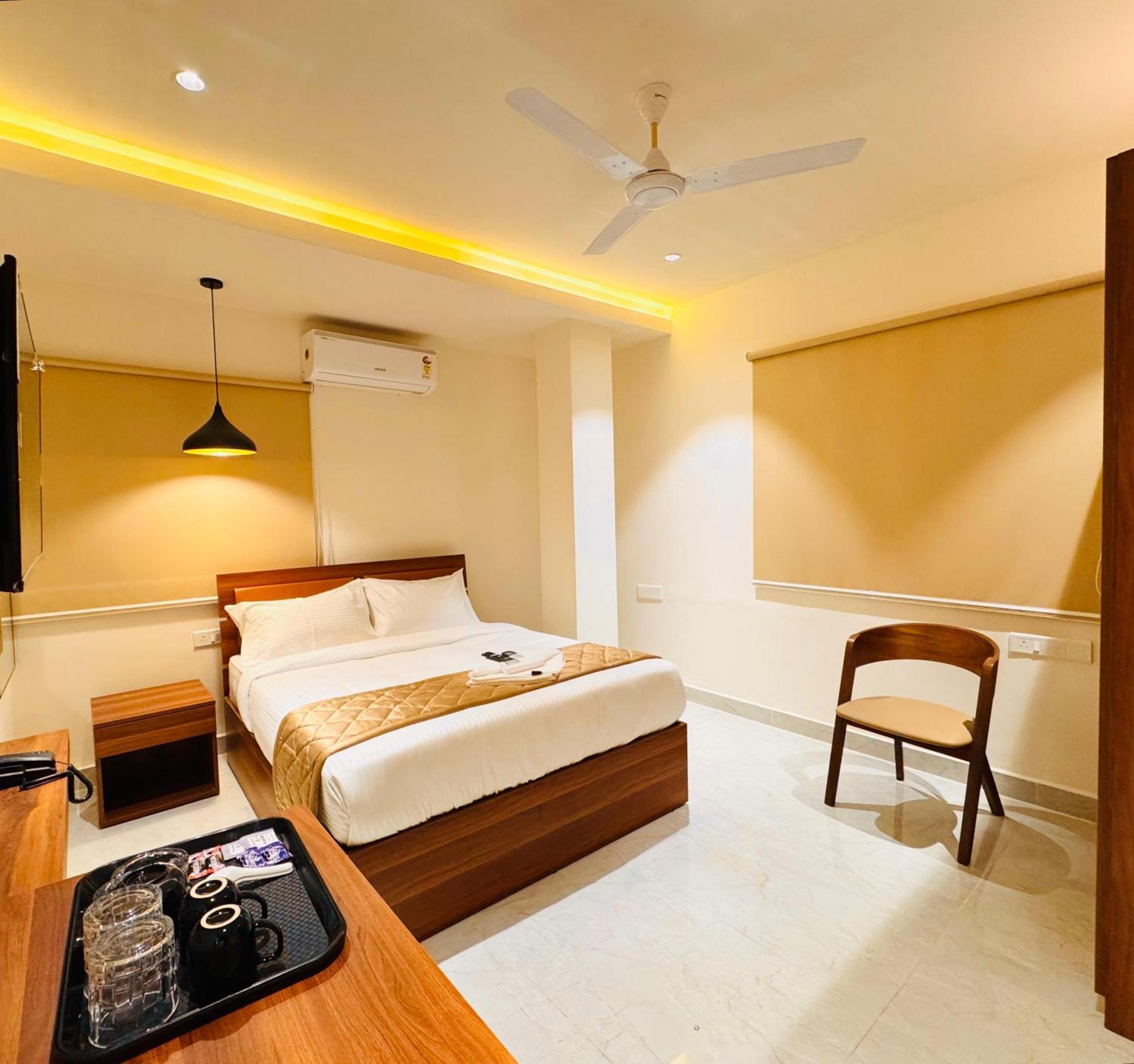 Hotel Star Avenue - Indiranagar Bangalore Dış mekan fotoğraf
